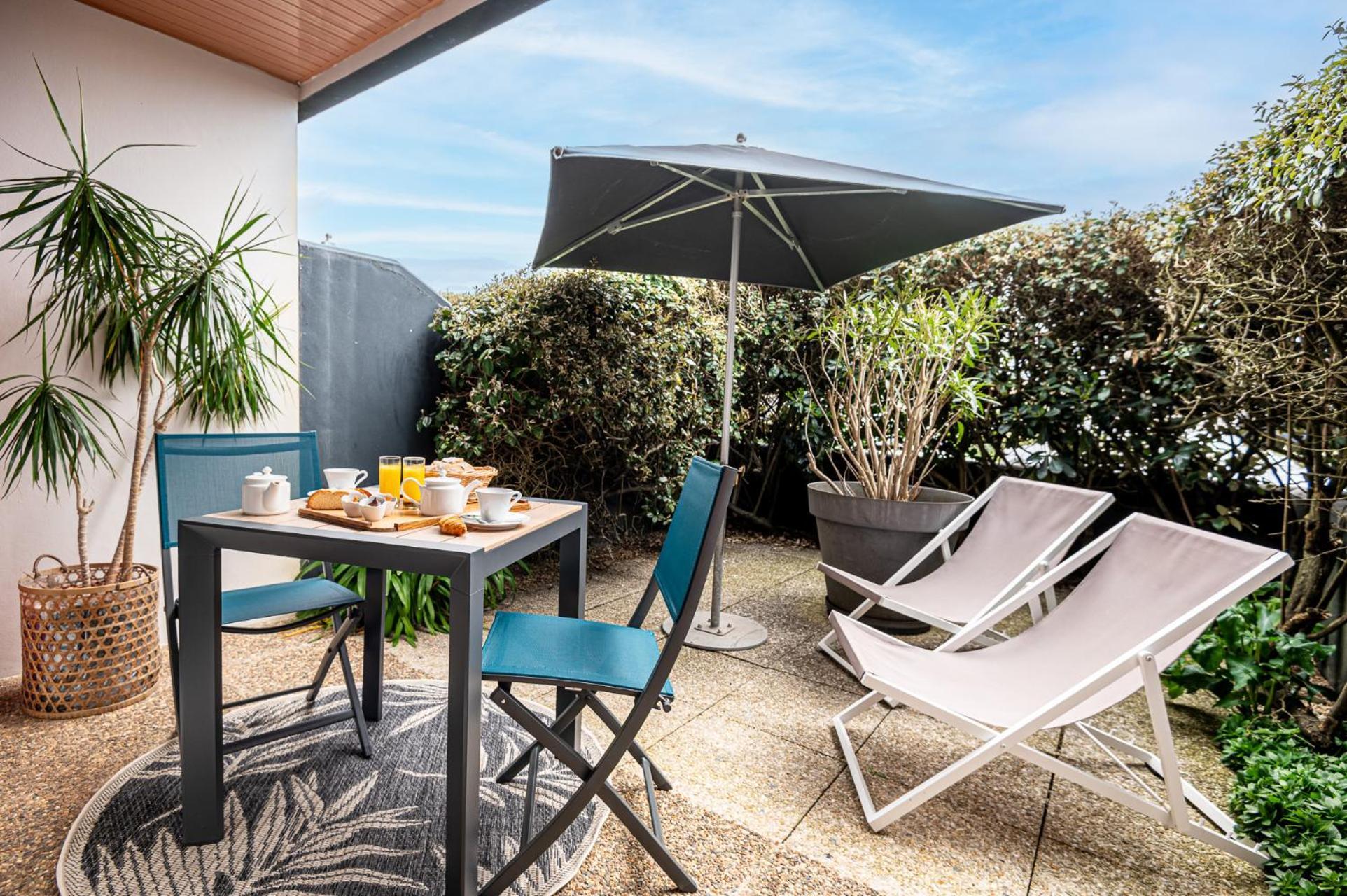 Logis Hotellerie Les Brisants , Restaurant J M Perochon Bretignolles-sur-Mer Bagian luar foto