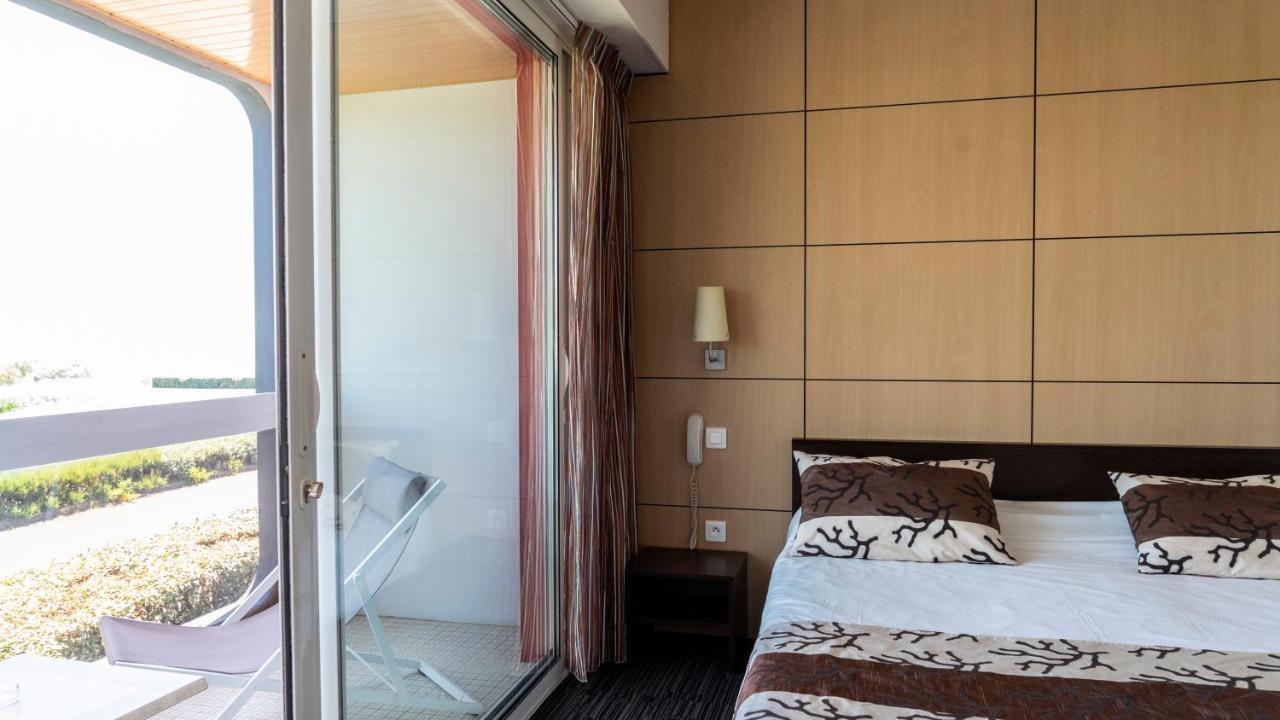 Logis Hotellerie Les Brisants , Restaurant J M Perochon Bretignolles-sur-Mer Bagian luar foto