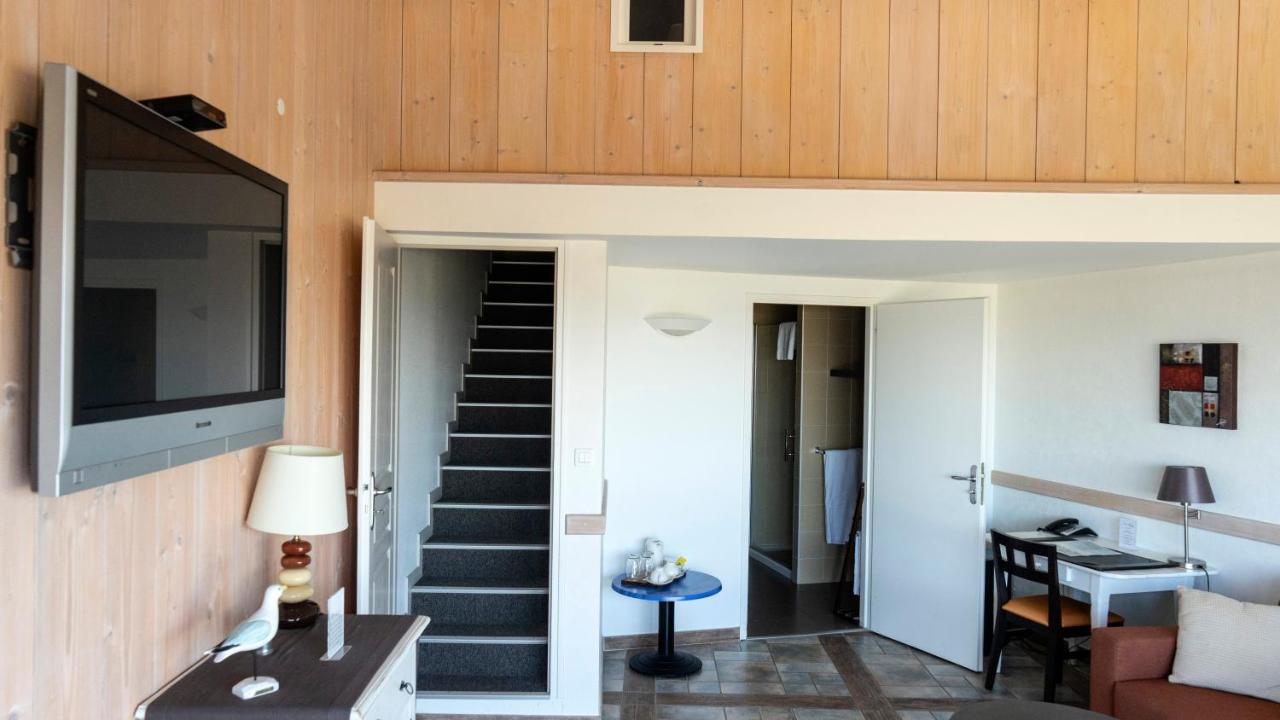 Logis Hotellerie Les Brisants , Restaurant J M Perochon Bretignolles-sur-Mer Bagian luar foto